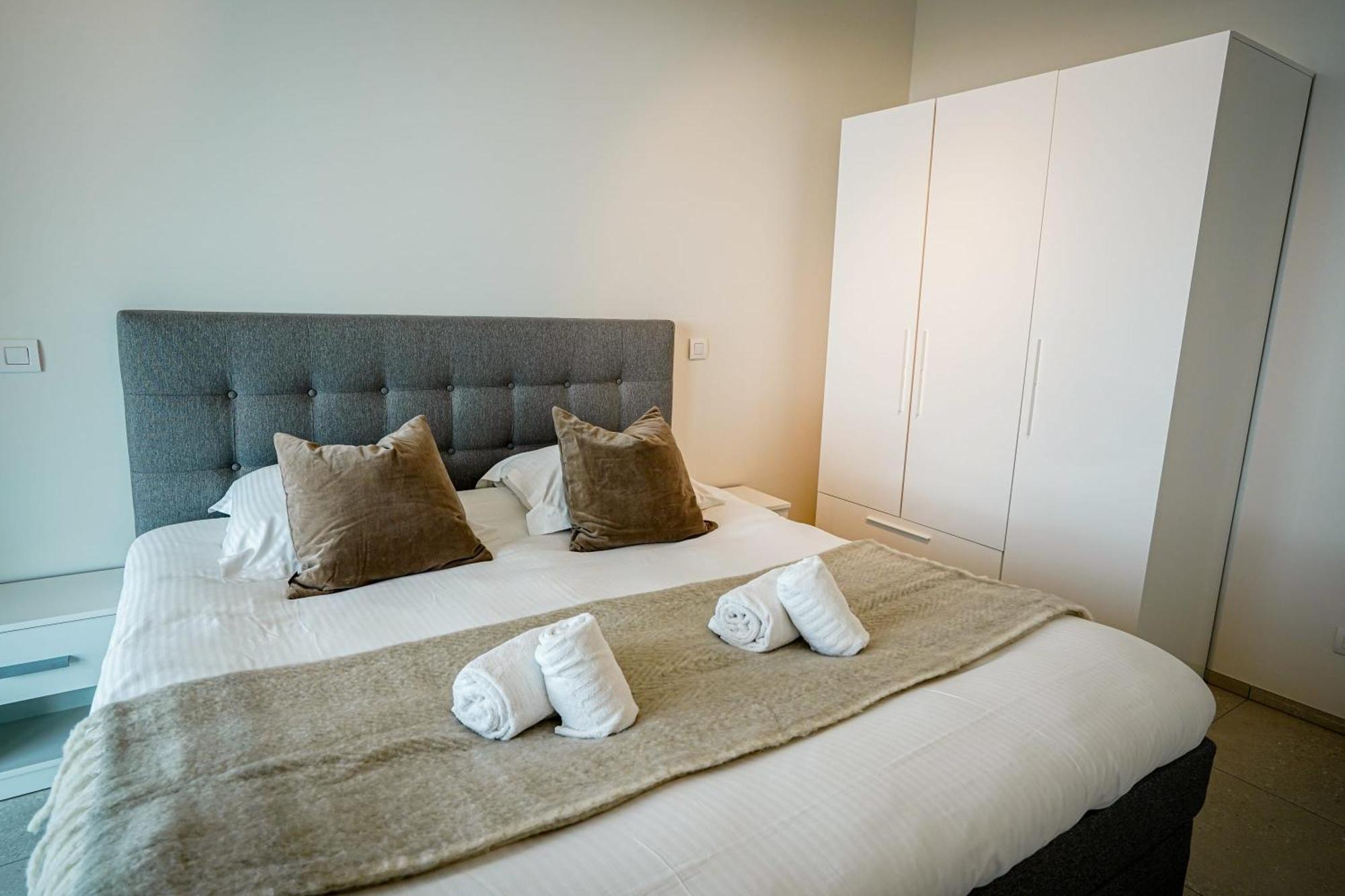 Huswell - Beautiful Apartment With Communal Pool And Gym Ostenda Zewnętrze zdjęcie