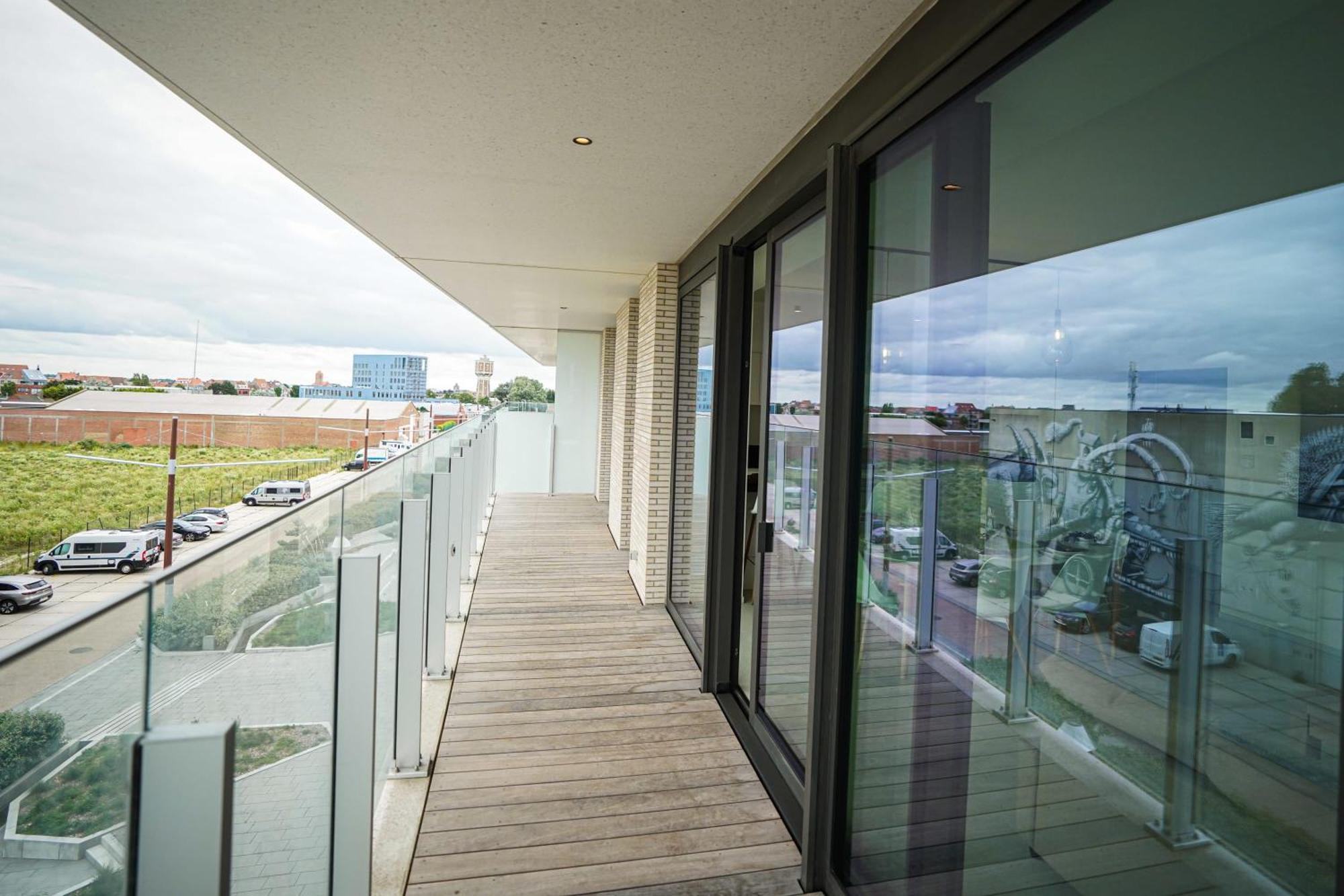Huswell - Beautiful Apartment With Communal Pool And Gym Ostenda Zewnętrze zdjęcie